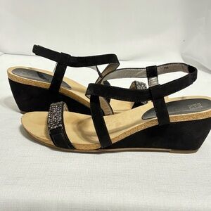Anne Klein Black Strappy Sandals with Rhinestones Women 7